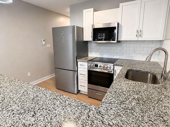 4th image of 1 Prospect St #6