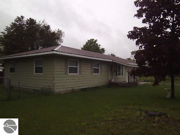 5th image of 203 N Coral St