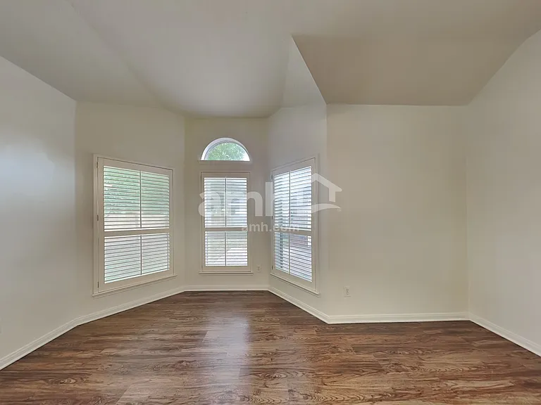 22327 Merabrook Dr — Photo 10