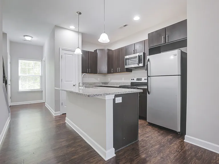 Charleston Row Townhomes — Photo 17