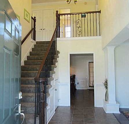 3rd image of 721 Greenwing Dr