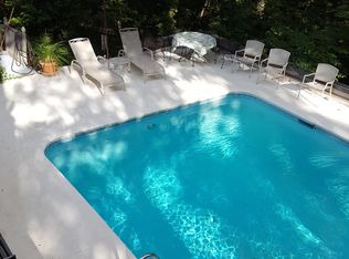 6 Wood Hollow Rd, Lake Wylie, SC 29710