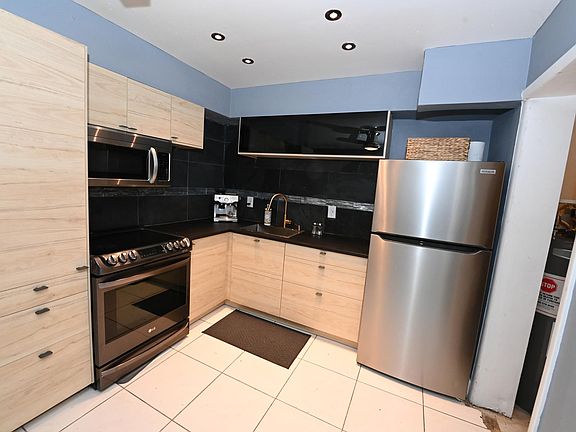 2nd image of 5006 SW 92nd Ter