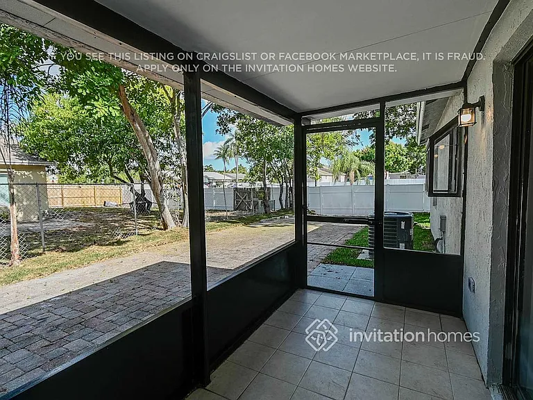 5825 Ithaca Cir W — Photo 23