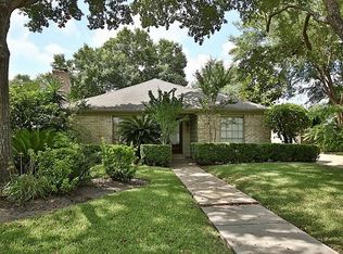 2914 Meadowcreek Dr, Missouri City, TX 77459
