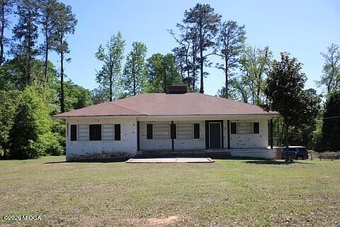 1st image of 715 Gay Dr