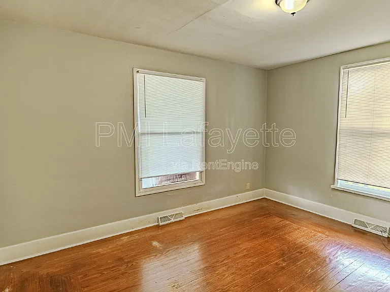 1714 Meharry St #A — Photo 16