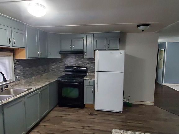 4th image of 4239 Bellville Dr