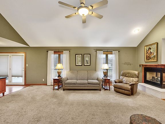 5th image of 514 Greenland Ln