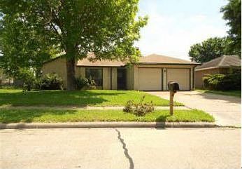 1st image of 1305 Canyon Springs Dr