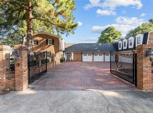 105 Lenwil Dr, Chesapeake, VA 23325