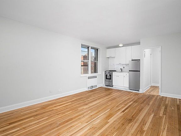 3rd image of 5600 Netherland Ave #5F