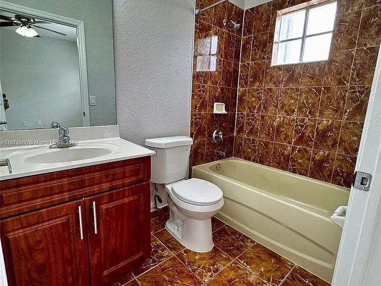 10968 SW 182nd Ln — Photo 17
