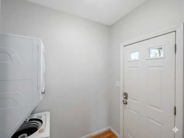 (undisclosed Address), Somerville, MA 02145