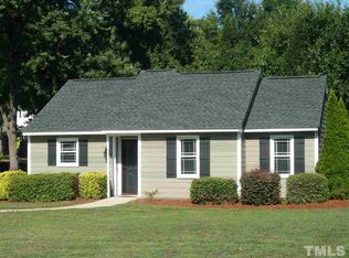 111 N Hughes St, Apex, NC 27502