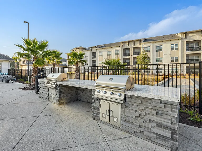 Arcadia at Waterway Hills — Photo 21