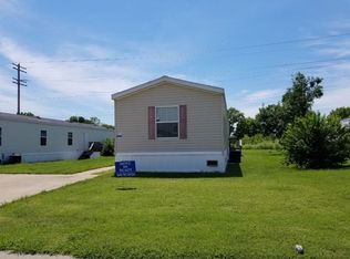 122 Mallard Dr, Granite City, IL 62040