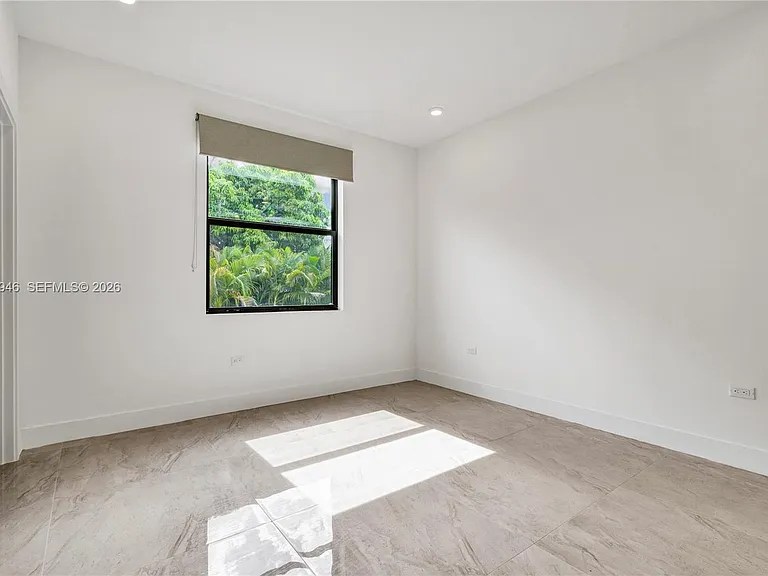 2887 SW 33rd Ave #2887 — Photo 39