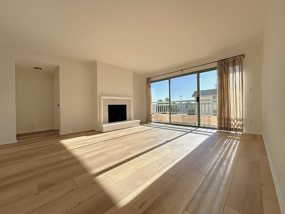 1st image of 1345 S Westgate Ave APT 102