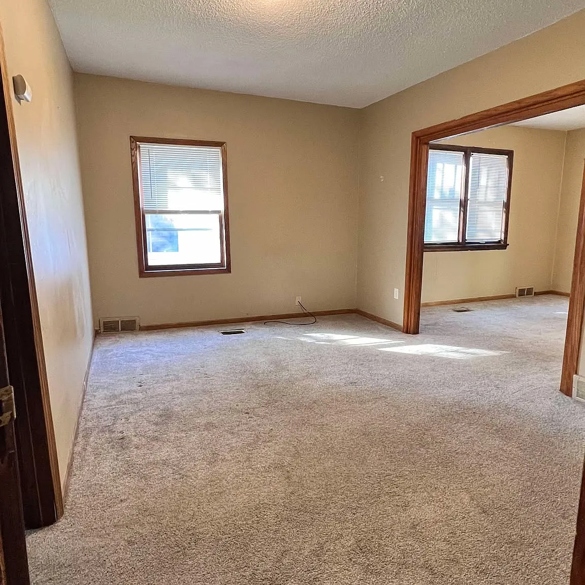 845 Lawson Ave E — Photo 3