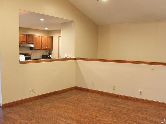 5th image of 4485 N Sandy Ave