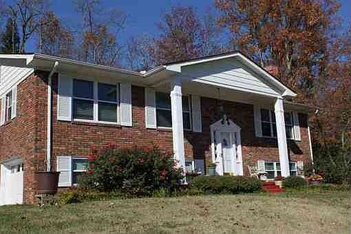 1st image of 1425 Doyal Dr