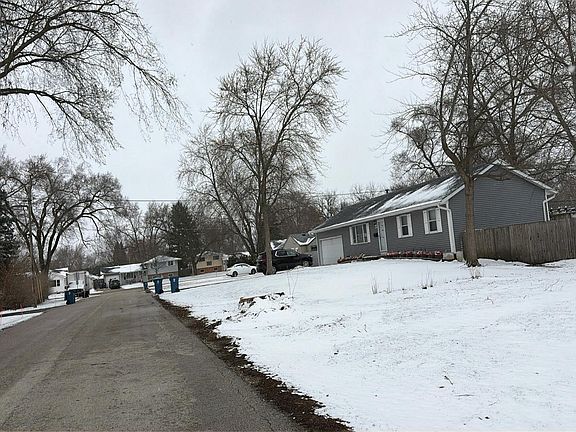5th image of 626 N Buell Ave