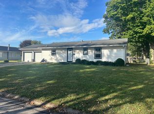 2742 Beech Dr, Columbus, IN 47203