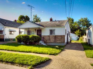 762 E Bundy Ave, Flint, MI 48505