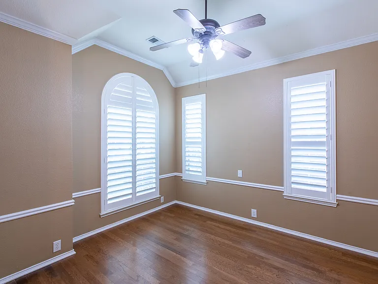 11259 Blackhawk Dr — Photo 3