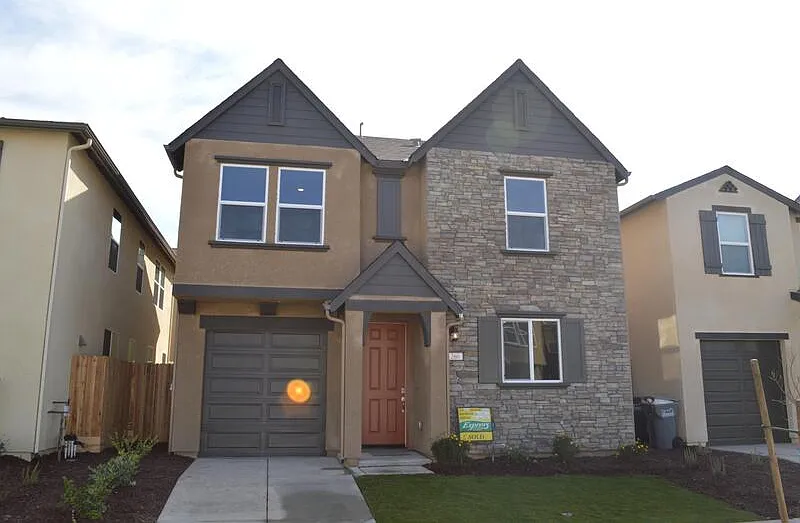 260 Shafer Ave