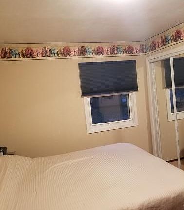 4th image of 2906 College Dr