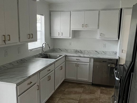 4th image of 391 Piney Ridge Rd