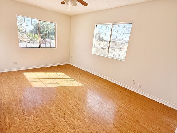 2nd image of 2538 Malabar St Unit 1/2
