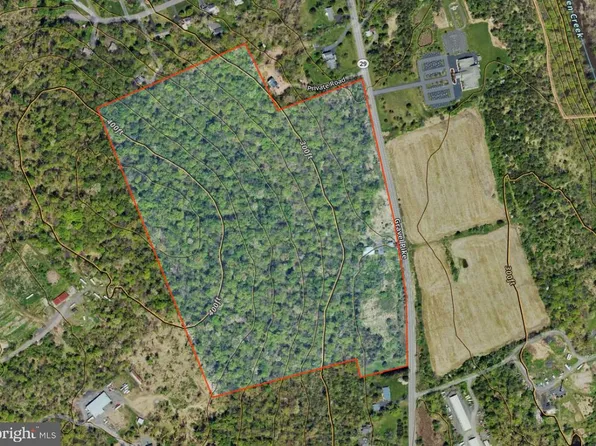 1823 Gravel Pike, Perkiomenville, PA 18074