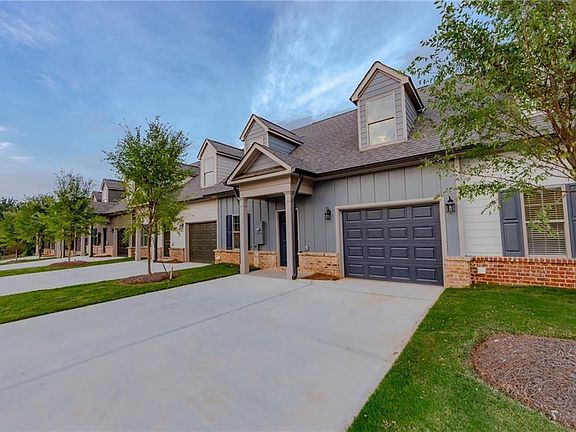 2nd image of 3752 Shades Valley Ln