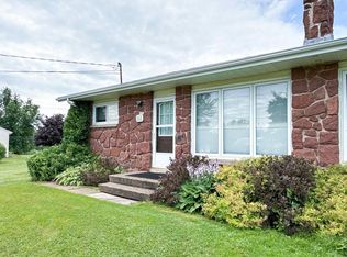 111 Meadowbank Rd, Cornwall, PE C0A 1H1