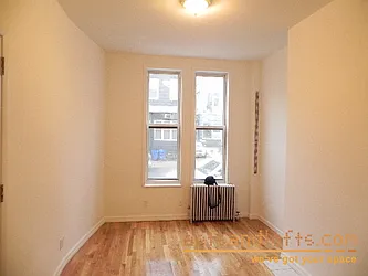 Rented by aptsandlofts.com