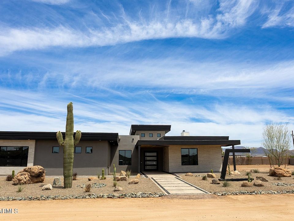 1st image of 1320 E Sagebrush Drive
