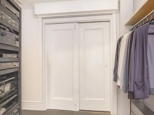 34 East 30th Street image 19 of 25