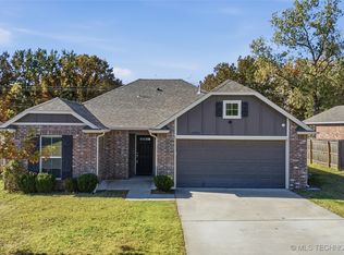 14324 S Harvard Pl, Bixby, OK 74008