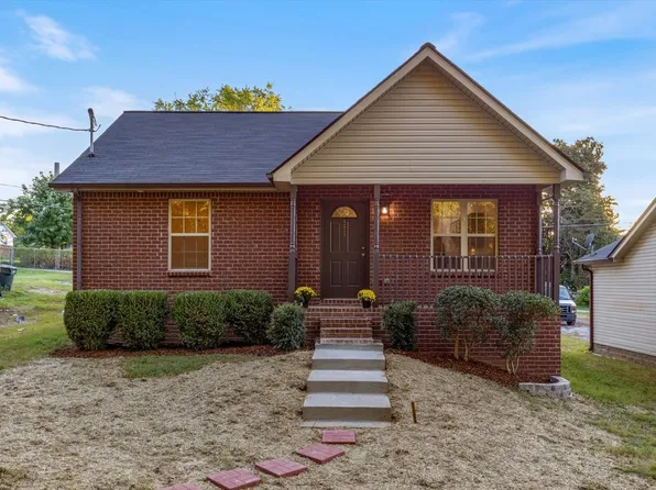 4223 Woods St, Old Hickory, TN 37138