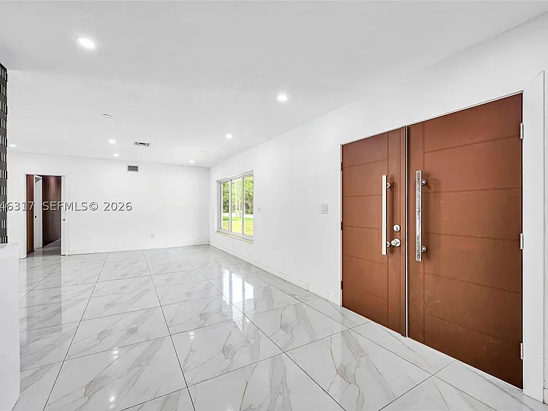12525 SW 68th Ct — Photo 7