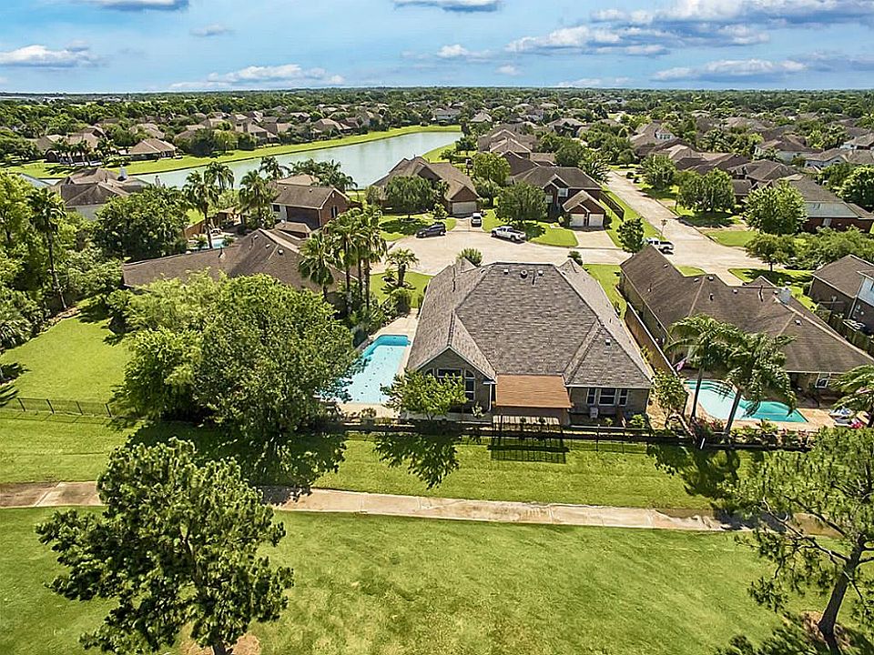 1st image of 306 N Elder Grove Dr