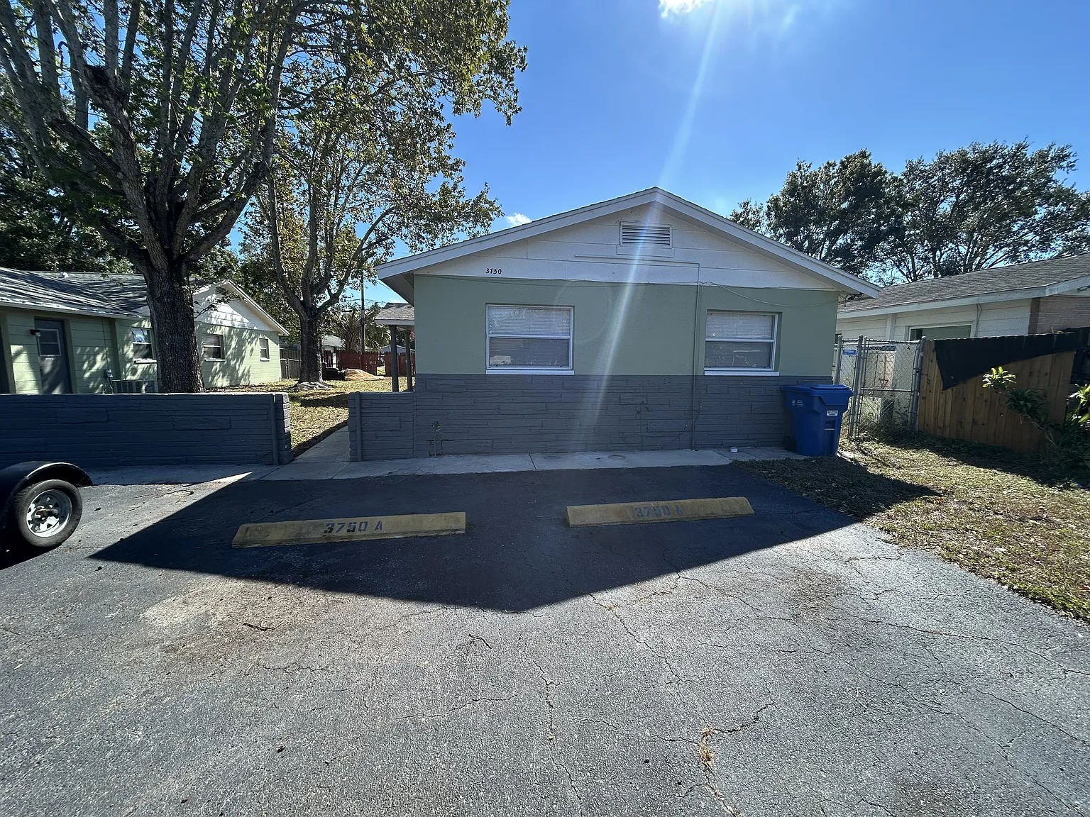 2 bed, 800 sqft, $1,525 — Photo 1