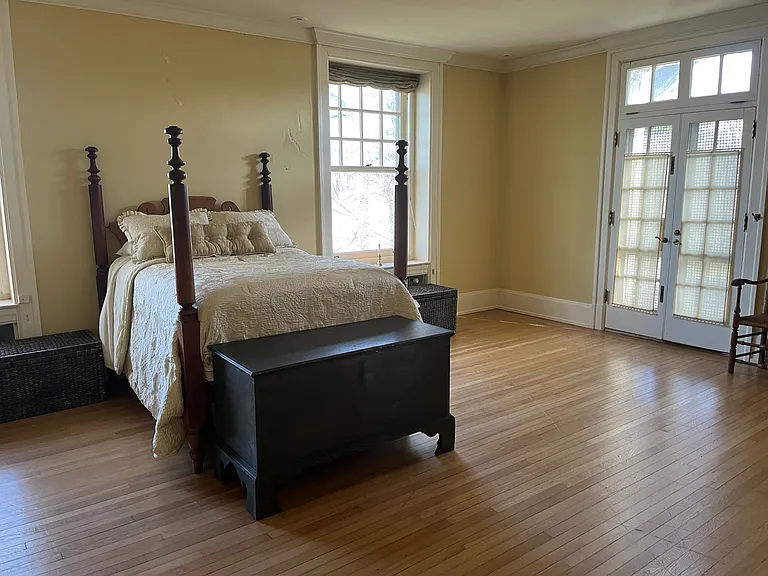 607 S Trent Ave — Photo 8