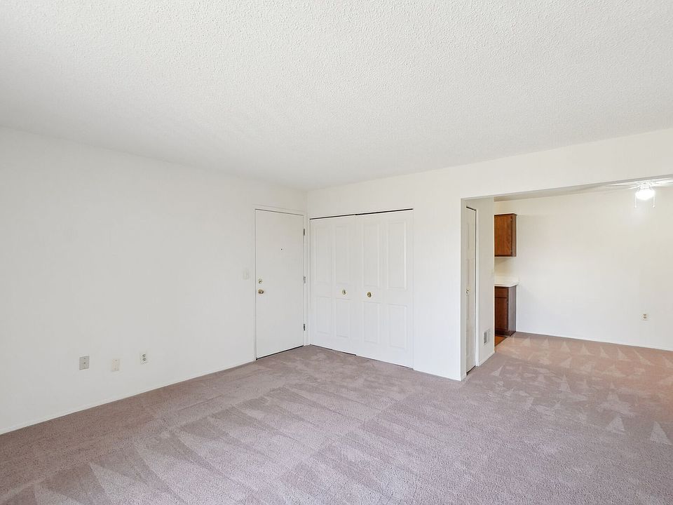25891 Bridgewood Ln # 61, photo 6
