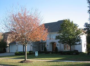 1529 Darien Club Dr, Darien, IL 60561