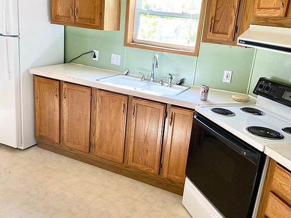 5th image of 8365 Southern Dr #18