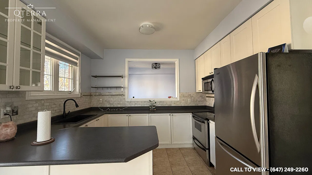 2 Annable Ln, Ajax, Ontario L1S 7S6 — Photo 4
